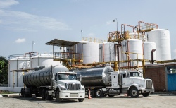 truck loading arm at terminal